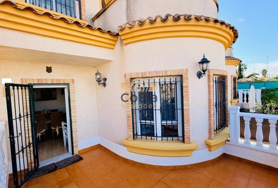Herverkoop - Detached Villa - Los Montesinos - La Herrada