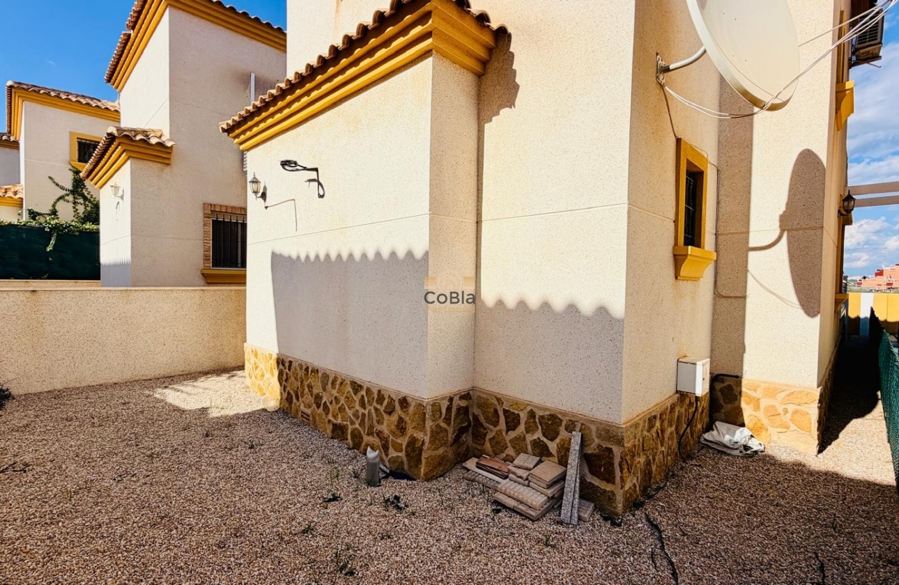 Herverkoop - Detached Villa - Los Montesinos - La Herrada