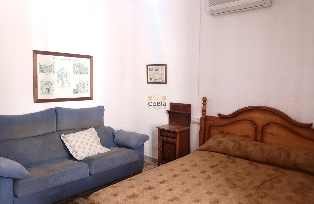 Resale - Townhouse - Los Montesinos