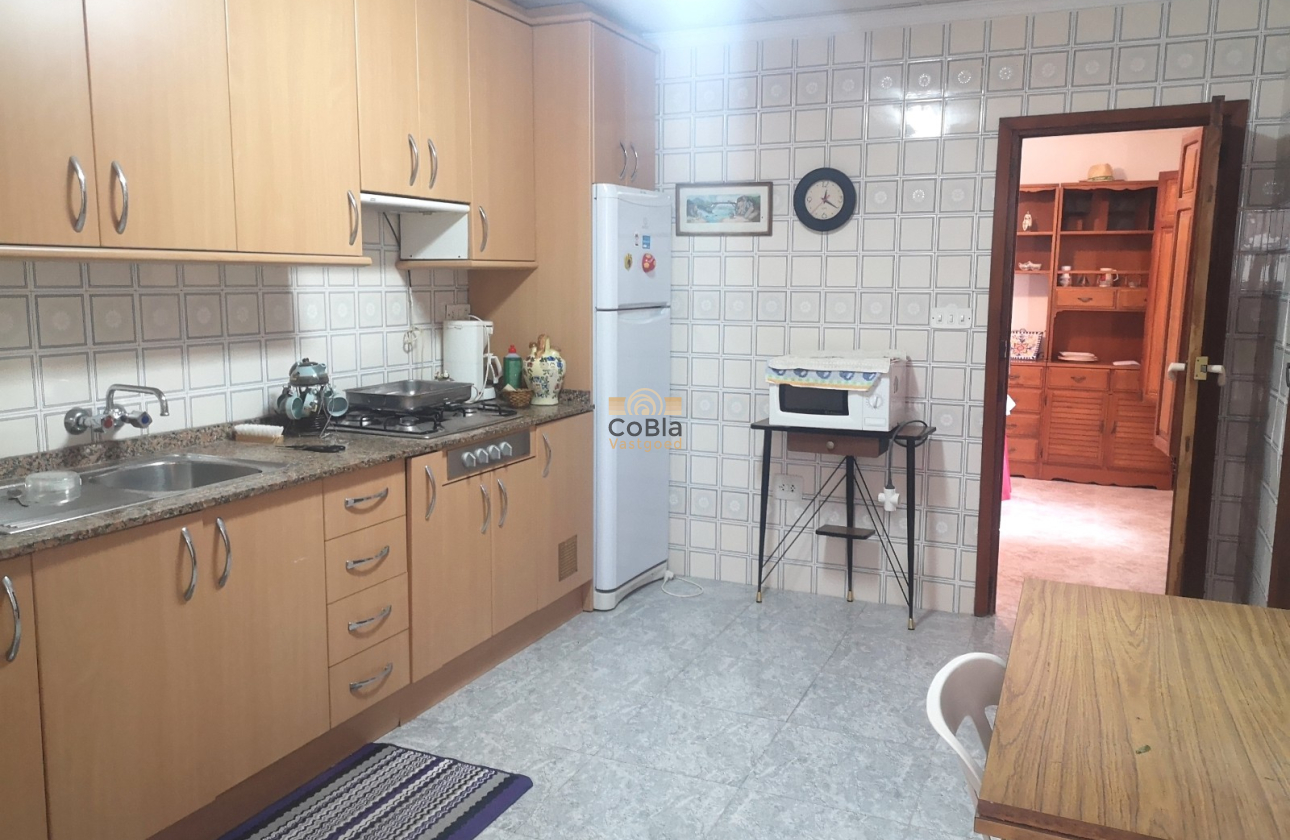 Resale - Townhouse - Los Montesinos