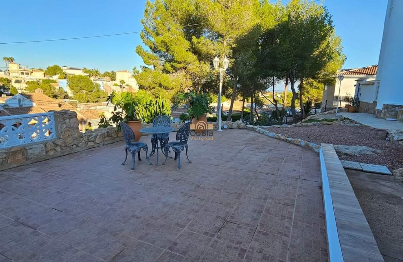 Resale - Country Villa - Pilar de la Horadada - Pinar de Campoverde