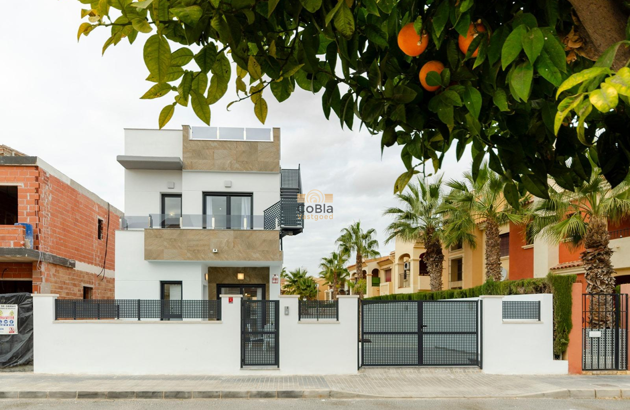 Neue Gebäude - Villa - Torrevieja - Torretas