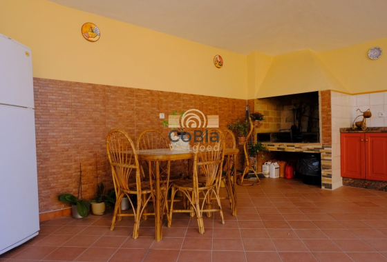 Resale - Finca / Country Property - Orihuela