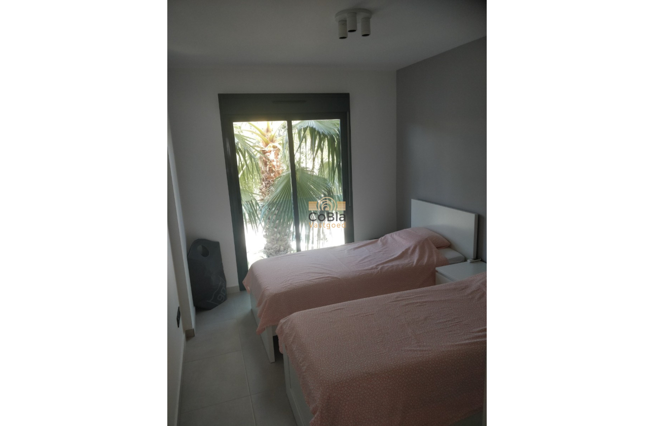 Resale - Apartment - Guardamar del Segura