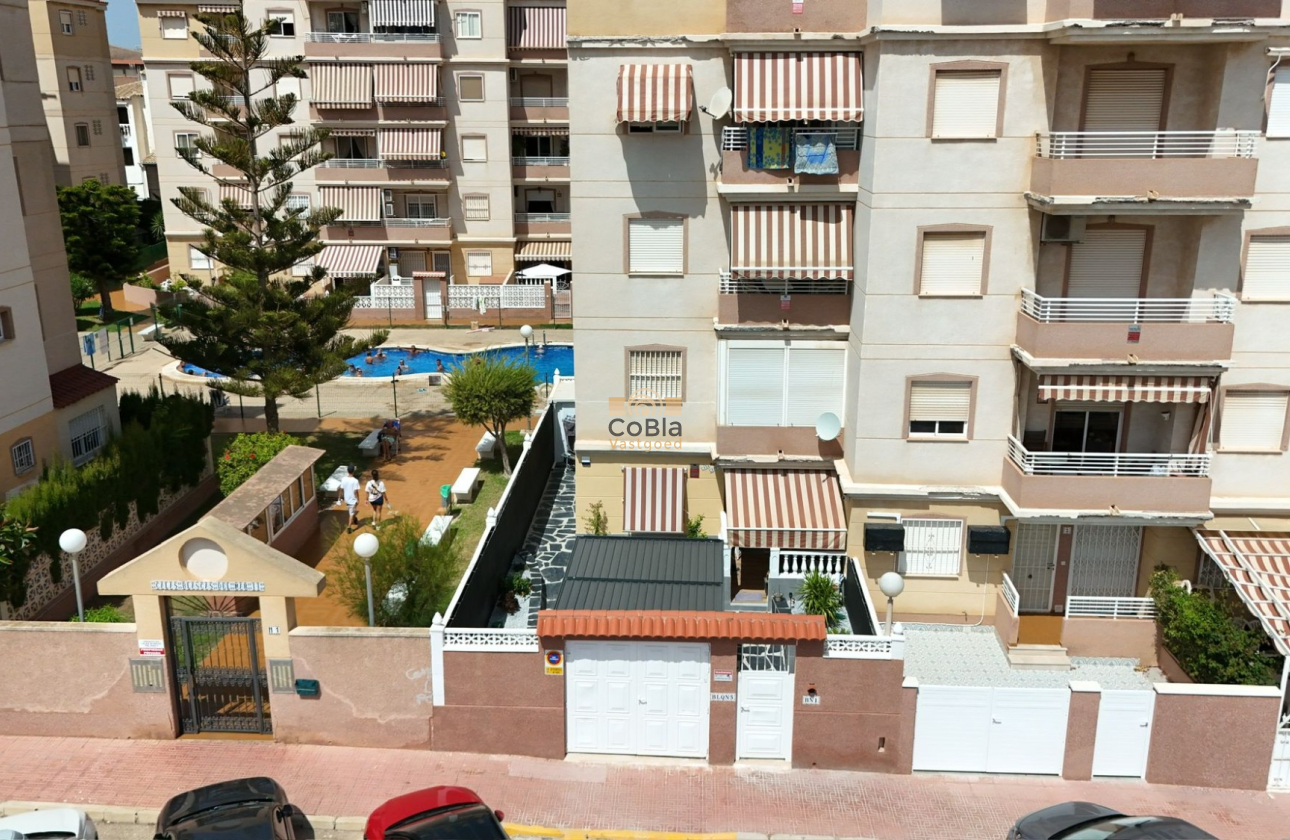 Resale - Apartment - Torrevieja