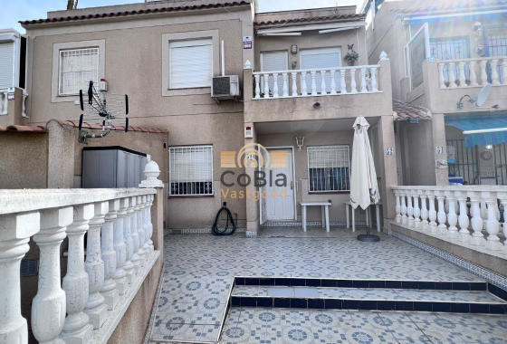 Resale - Apartment - Ground Floor - Torrevieja - El Limonar