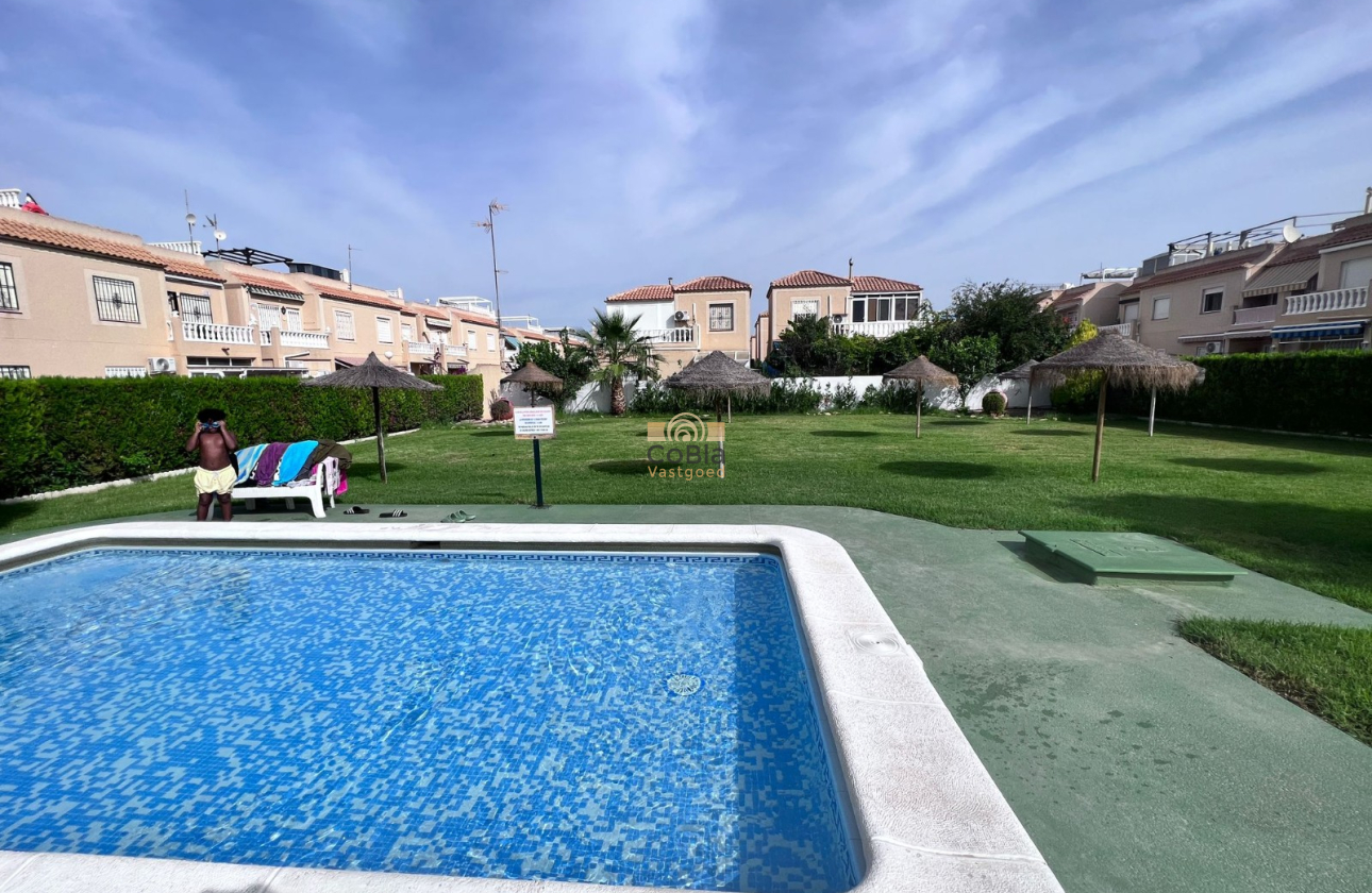 Wiederverkauf - Apartment - Ground Floor - Torrevieja - El Limonar