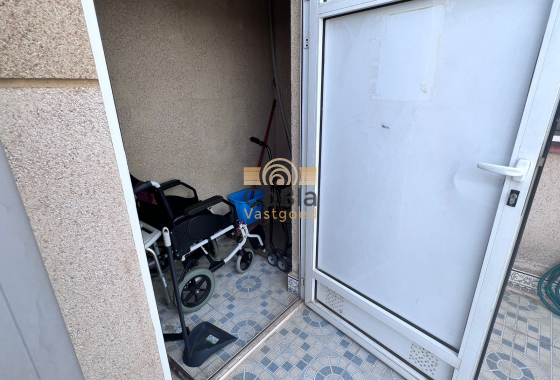 Resale - Apartment - Ground Floor - Torrevieja - El Limonar