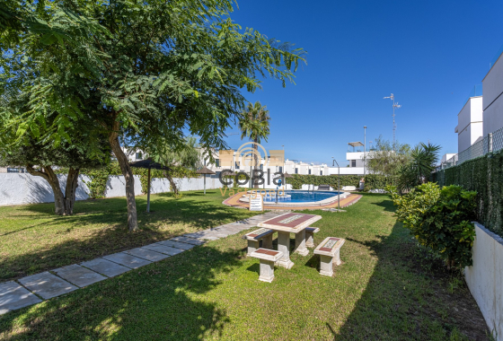 Resale - Townhouse - Orihuela Costa - Villamartín