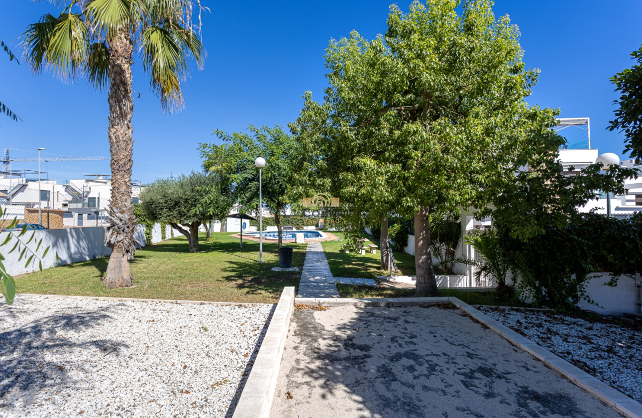 Resale - Townhouse - Orihuela Costa - Villamartín