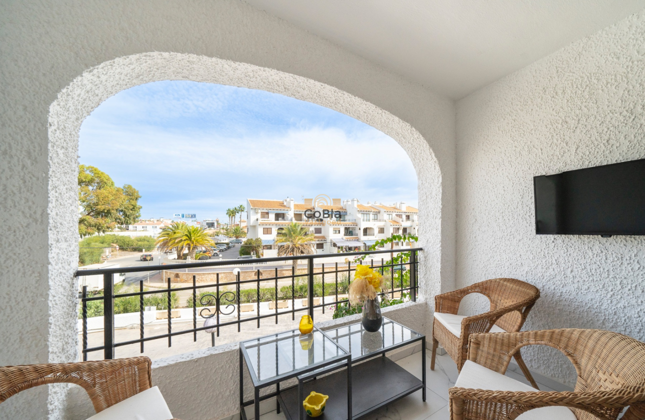 Resale - Apartment - Orihuela Costa - Playa Flamenca