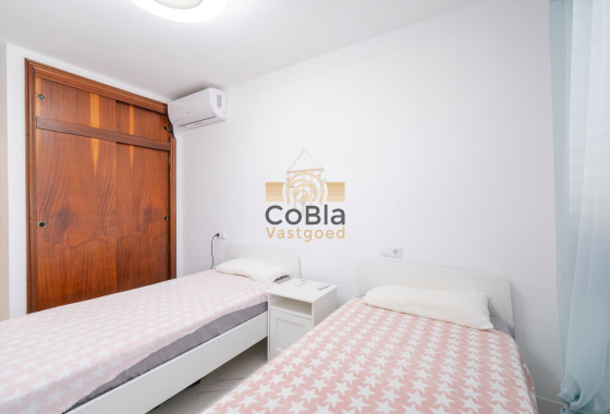 Resale - Apartment - Orihuela Costa - Playa Flamenca