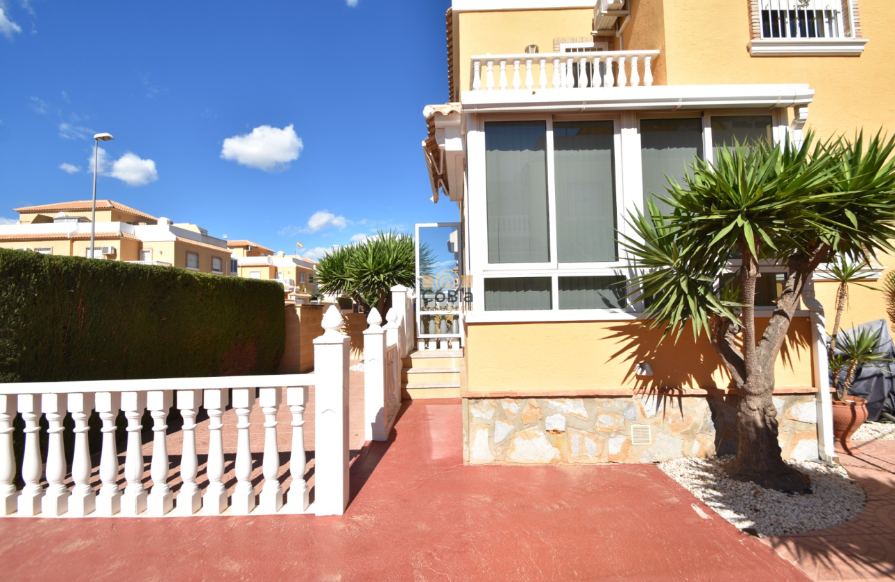 Resale - Townhouse - Ciudad Quesada - Lo Marabú