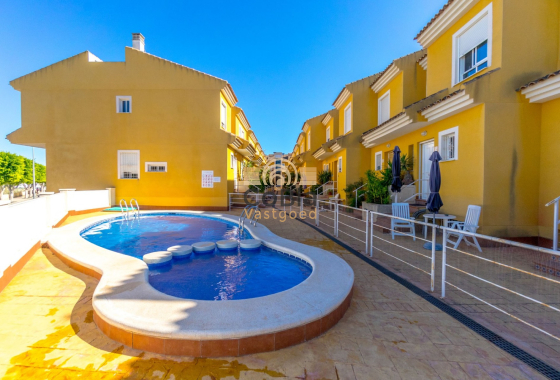 Resale - Townhouse - Ciudad Quesada - Pueblo Bravo