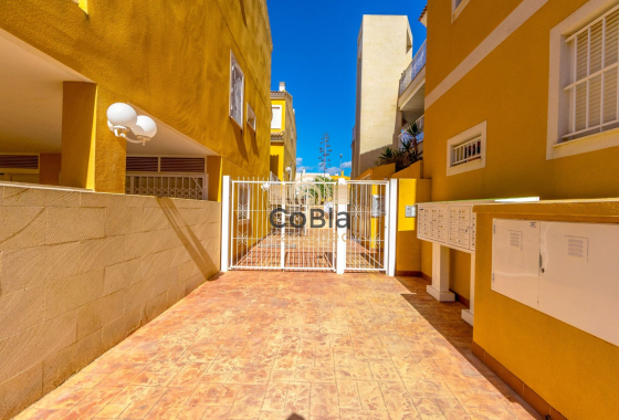 Resale - Townhouse - Ciudad Quesada - Pueblo Bravo