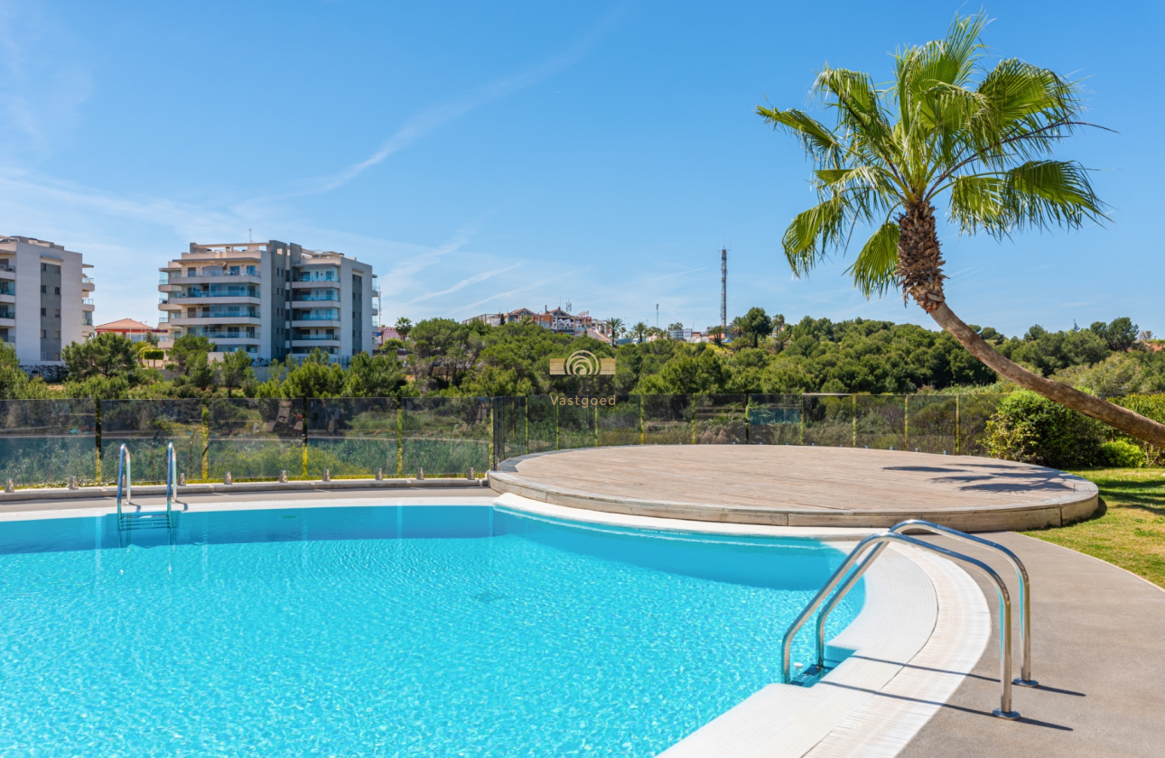 Resale - Apartment - Orihuela Costa - Los Dolses