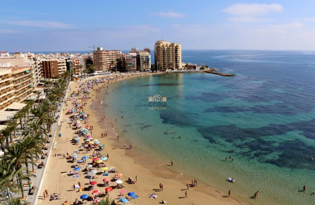 Neue Gebäude - Penthouse - Torrevieja - Playa del Cura