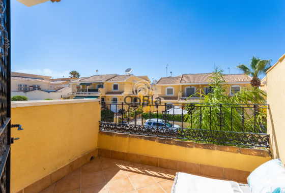 Resale - Villa - Orihuela Costa - Los Dolses