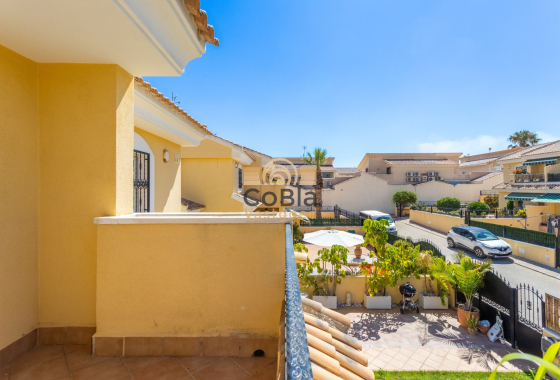 Resale - Villa - Orihuela Costa - Los Dolses