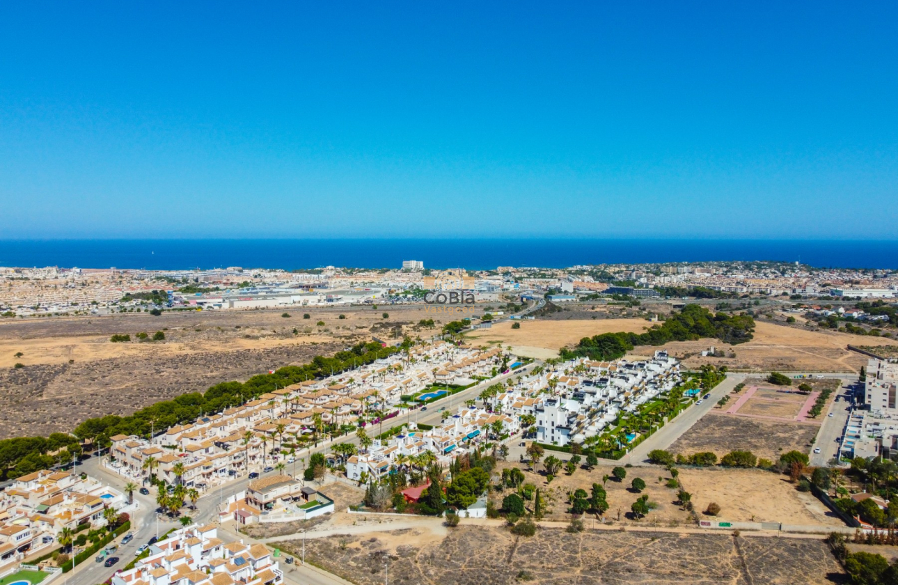 Resale - Villa - Orihuela Costa - Los Dolses