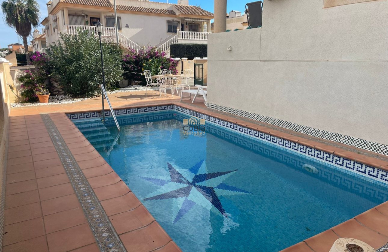 Herverkoop - Appartement - Orihuela - Villamartin