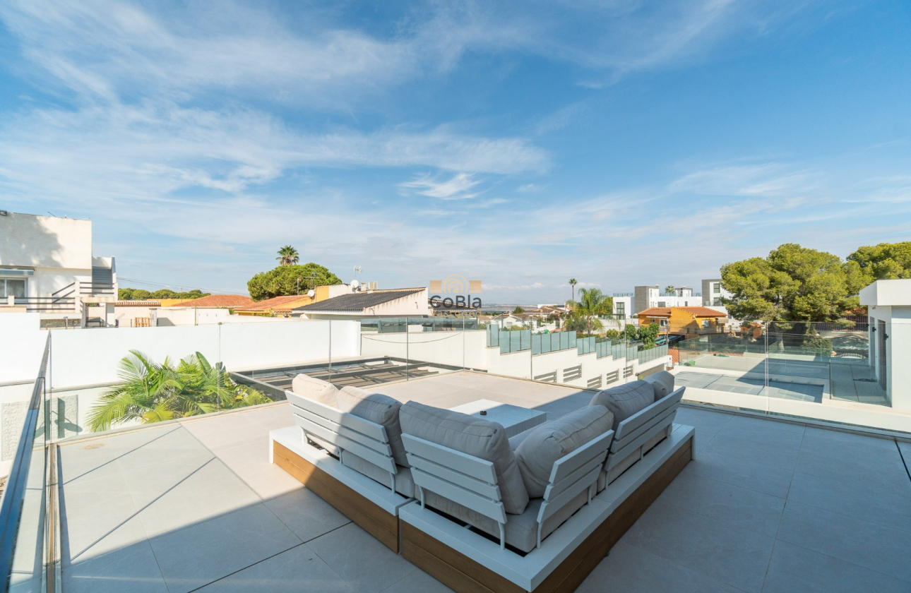 Herverkoop - Villa - Torrevieja - Los Balcones