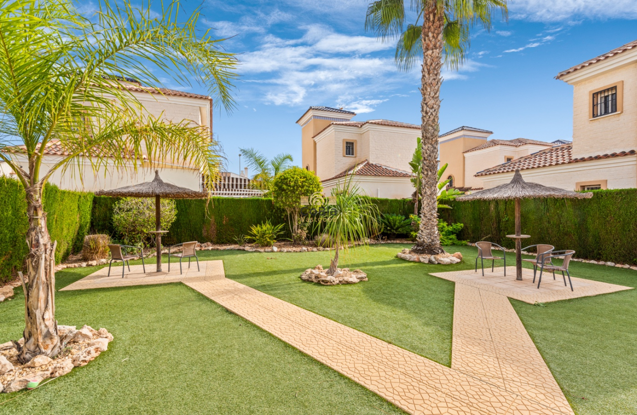 Herverkoop - Villa - Guardamar del Segura