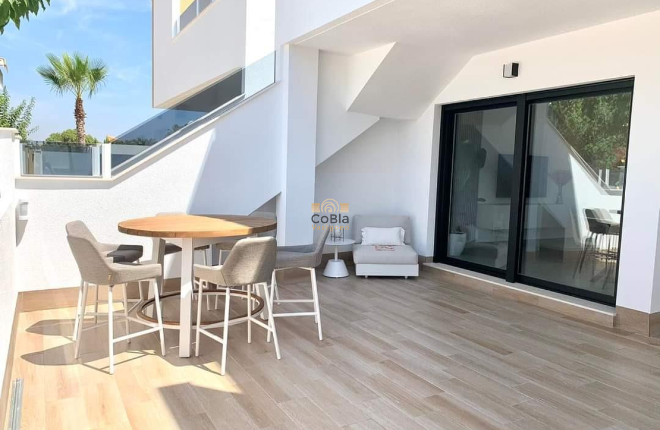 Neue Gebäude - Apartment - Pilar de la Horadada - pueblo
