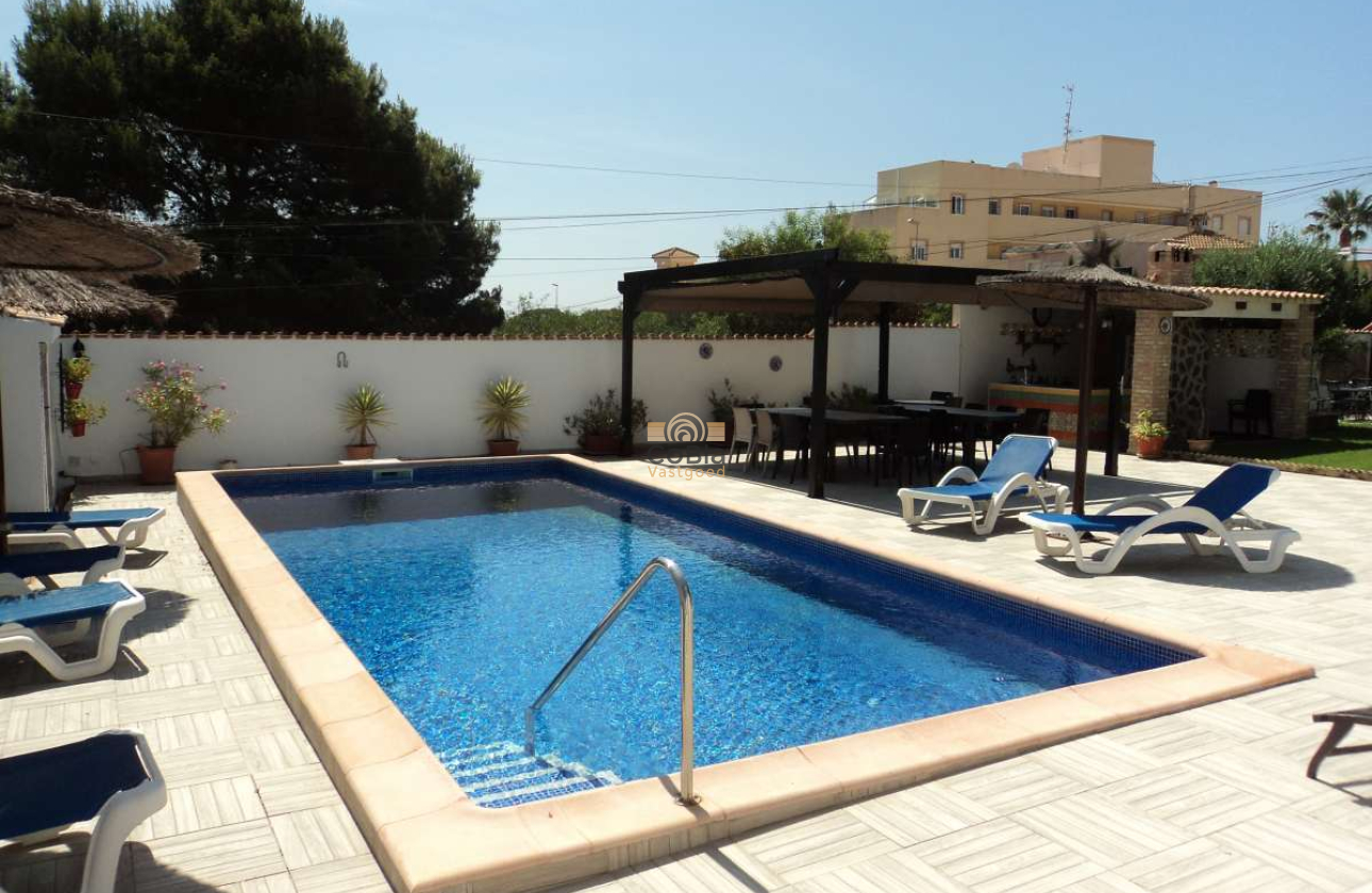 Wiederverkauf - Villa - Orihuela Costa - Lomas de Cabo Roig