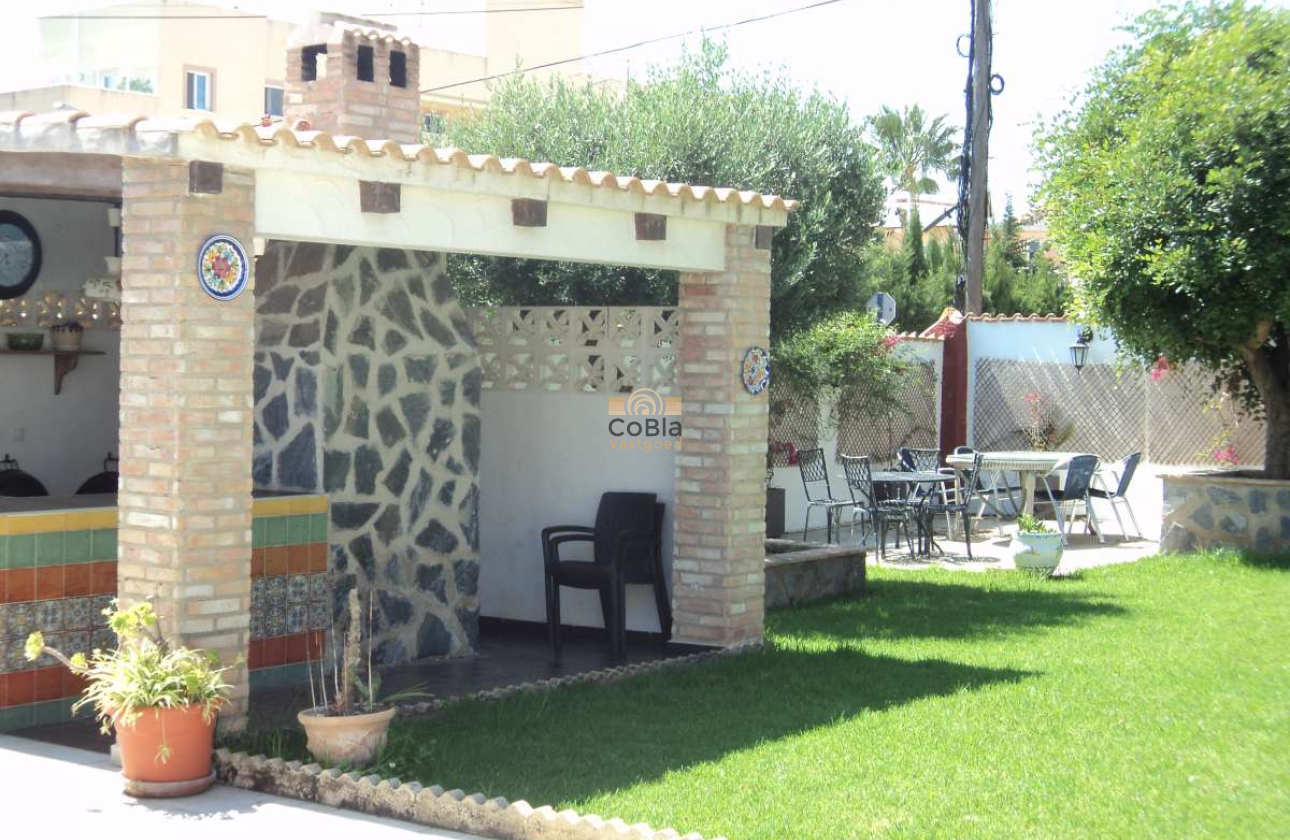 Wiederverkauf - Villa - Orihuela Costa - Lomas de Cabo Roig