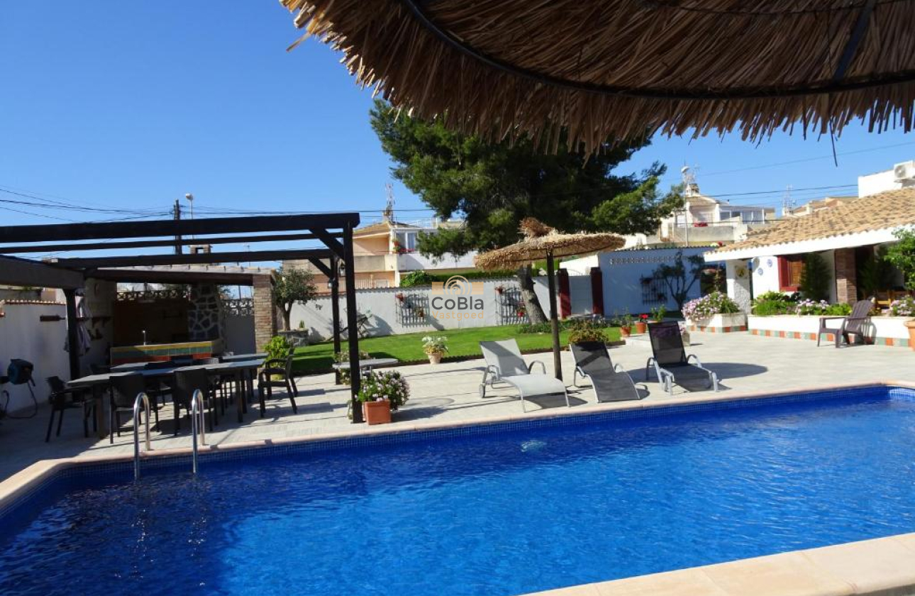 Wiederverkauf - Villa - Orihuela Costa - Lomas de Cabo Roig