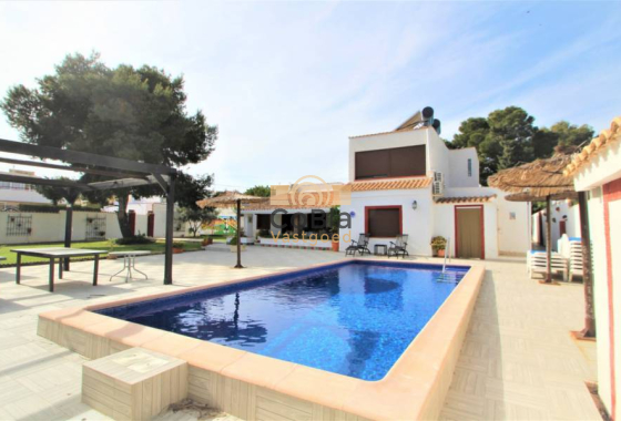 Wiederverkauf - Villa - Orihuela Costa - Lomas de Cabo Roig