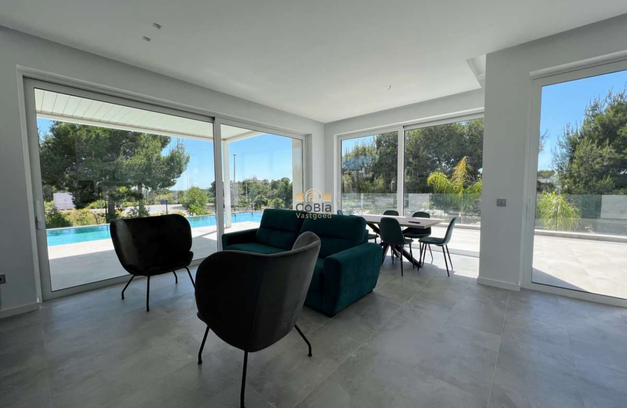 Herverkoop - Villa - Orihuela - Las Colinas Golf