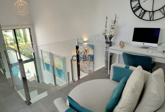 Herverkoop - Villa - Orihuela Costa - Los Dolses