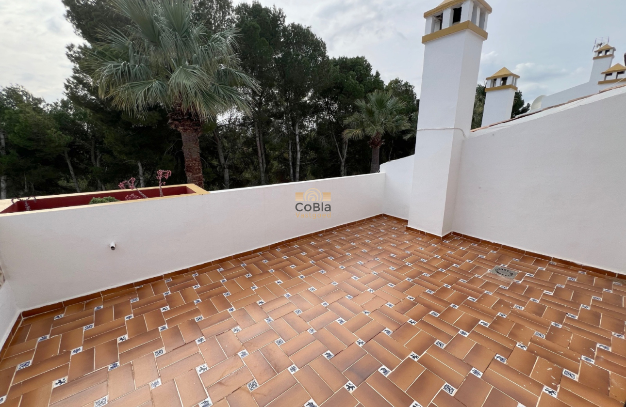 Wiederverkauf - House - Orihuela Costa - Villamartín