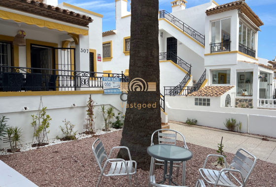 Wiederverkauf - House - Orihuela Costa - Villamartín