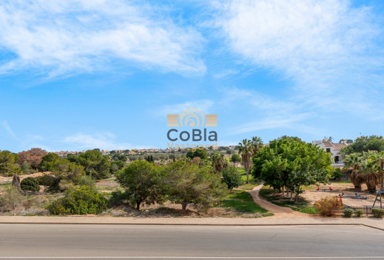 Wiederverkauf - Villa - Orihuela Costa - Villamartín