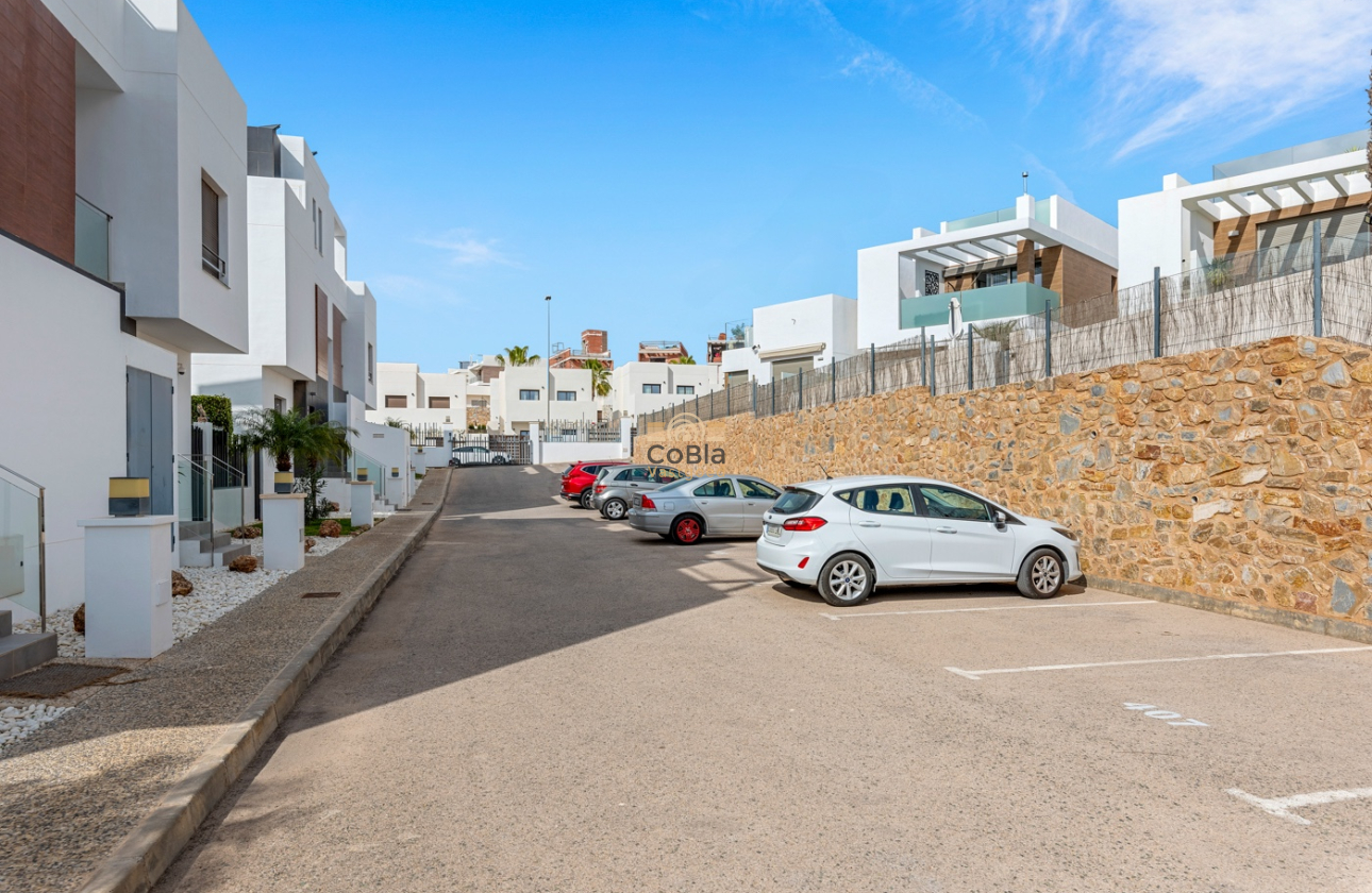 Wiederverkauf - Villa - Orihuela Costa - Villamartín