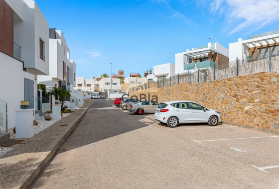 Wiederverkauf - Villa - Orihuela Costa - Villamartín