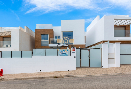 Wiederverkauf - Villa - Orihuela Costa - Villamartín