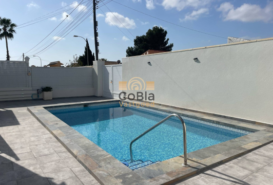 Herverkoop - Villa - Torrevieja - San Luis