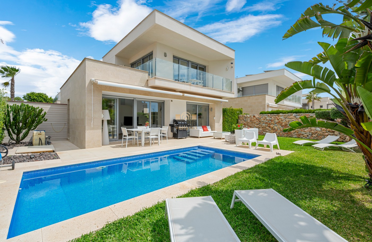 Herverkoop - Villa - Orihuela - Vistabella Golf