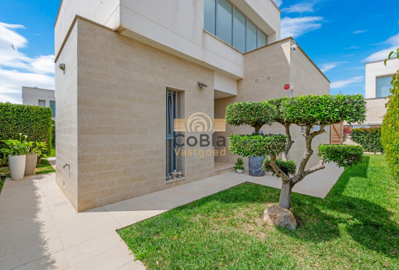Herverkoop - Villa - Orihuela - Vistabella Golf