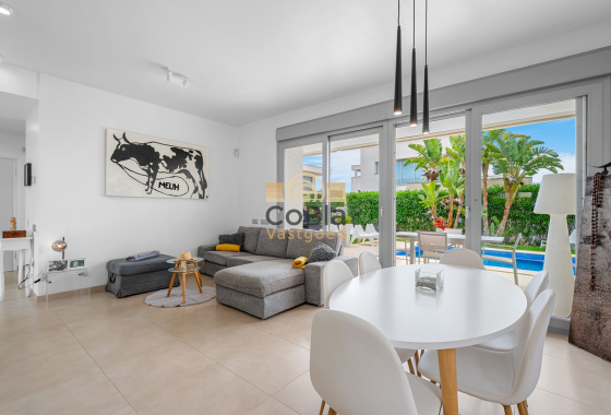 Herverkoop - Villa - Orihuela - Vistabella Golf