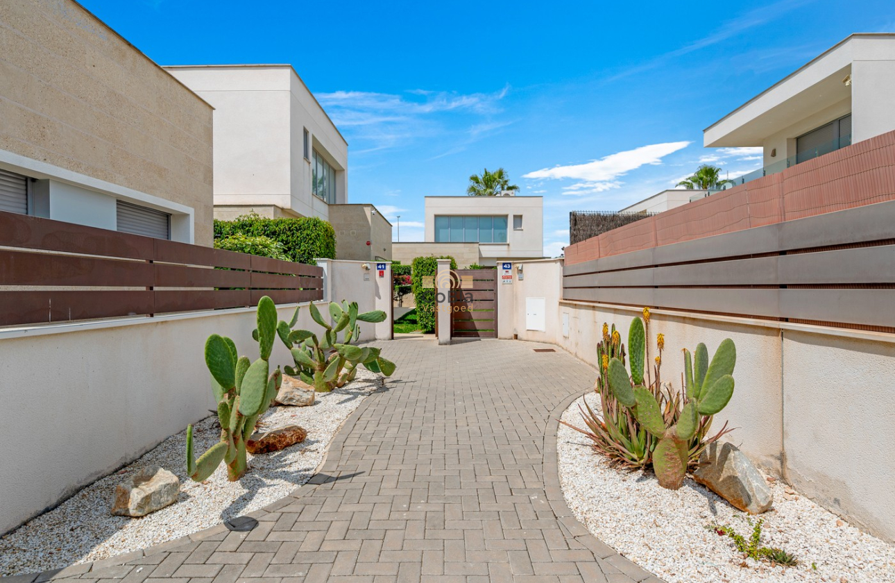 Herverkoop - Villa - Orihuela - Vistabella Golf