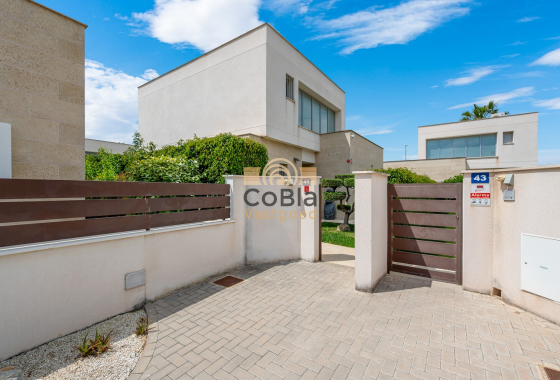 Herverkoop - Villa - Orihuela - Vistabella Golf