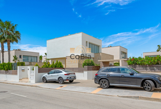 Herverkoop - Villa - Orihuela - Vistabella Golf
