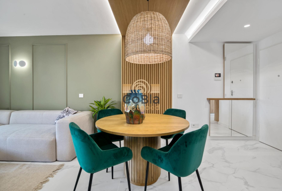 Neue Gebäude - Penthouse - Torrevieja - Punta Prima