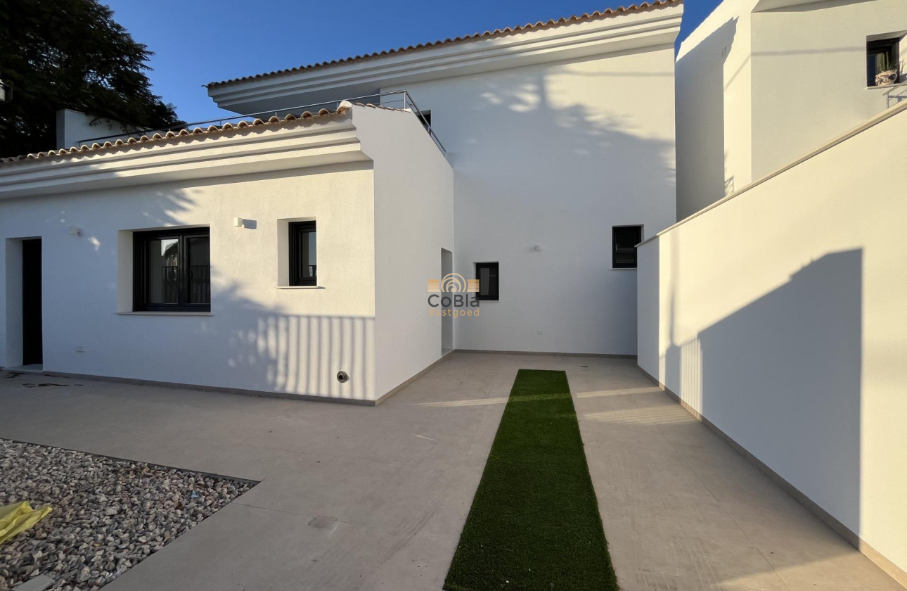Neue Gebäude - Villa - San Pedro del Pinatar - Lo Pagan