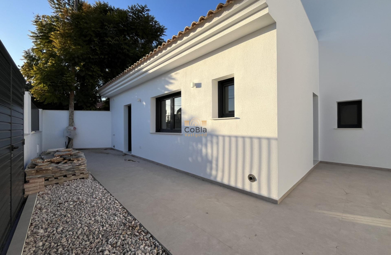 Neue Gebäude - Villa - San Pedro del Pinatar - Lo Pagan